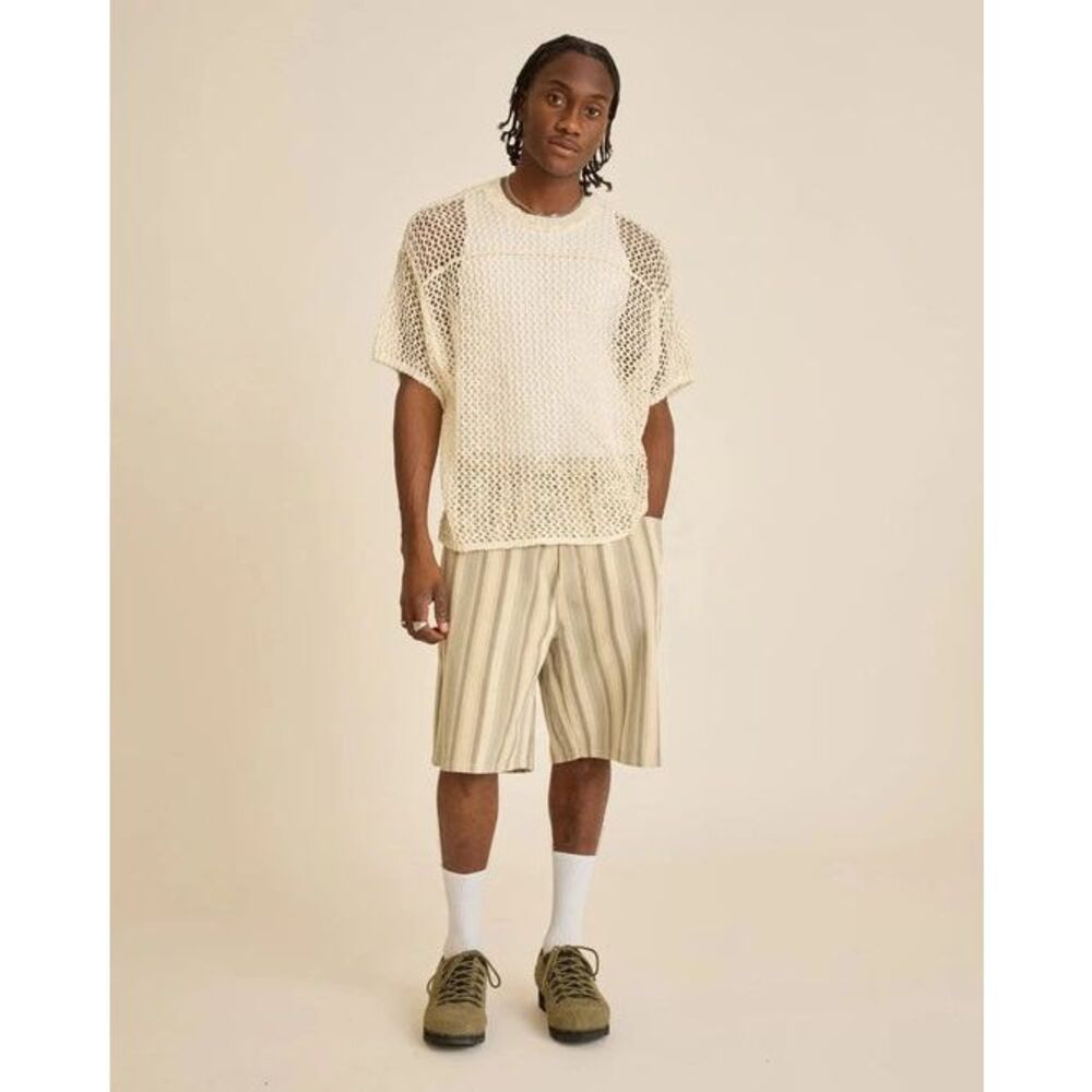 ✨OBEY LARRY FOOTBALL NATURAL SZ MEDIUM SWEATER✨